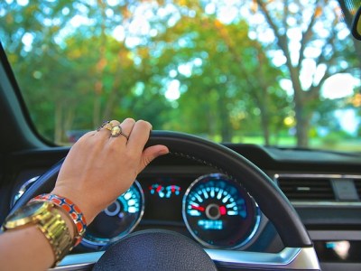 Problème électrique sur votre voiture : comment résoudre&nbsp;?